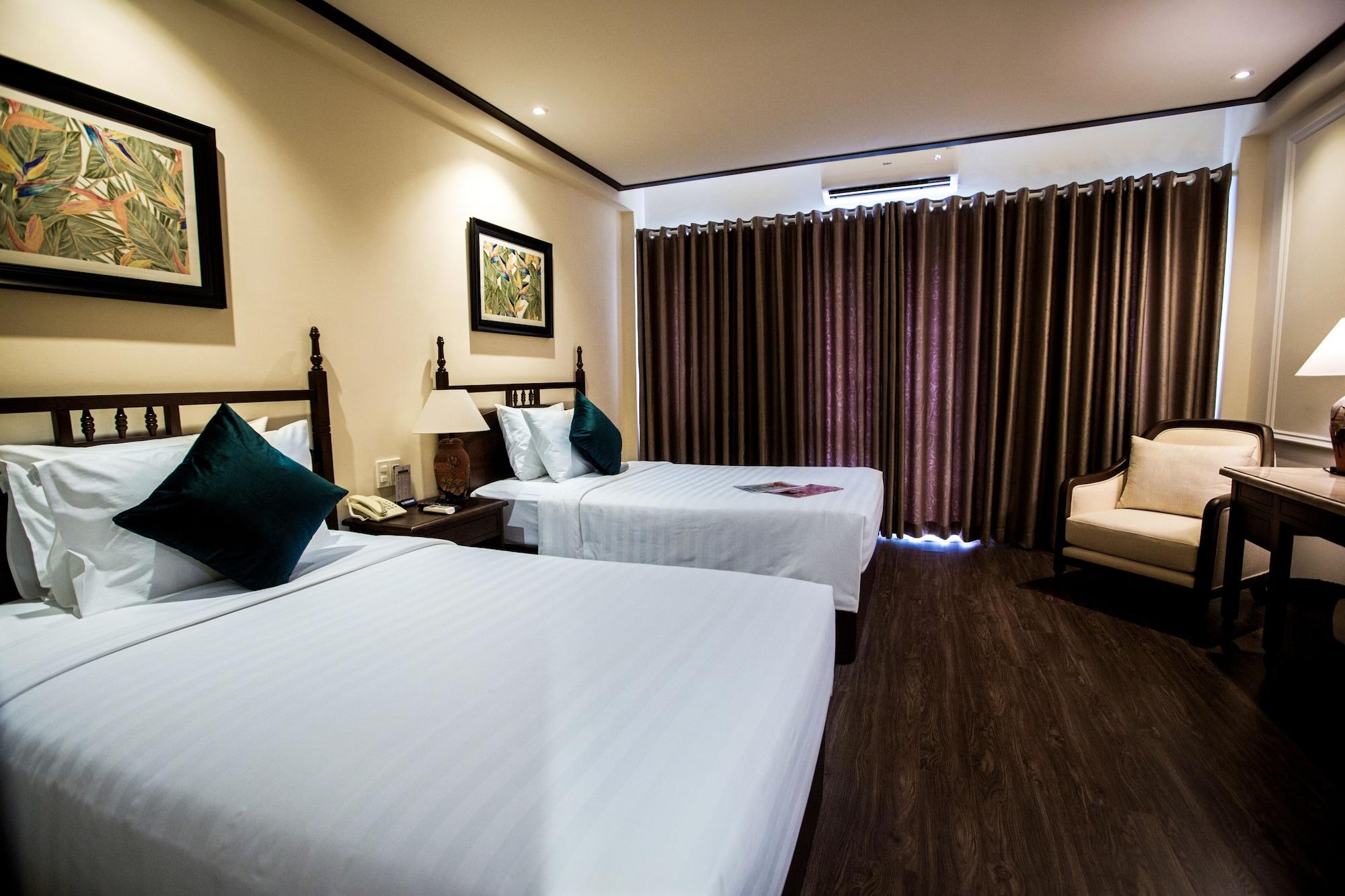 Vien Dong Hotel Nha Trang Exterior photo
