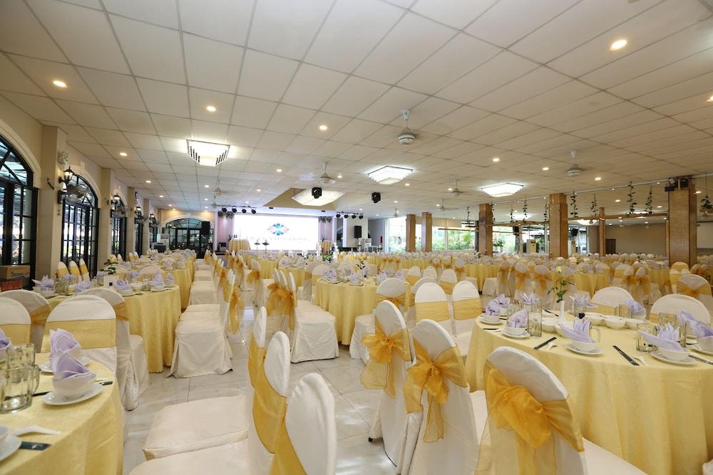 Vien Dong Hotel Nha Trang Exterior photo